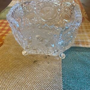 Vintage Pressed Glass Footed Bowl Bird Medallion Square Candy Dish Clear